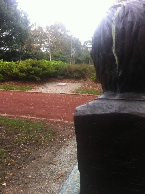 Kevin Rudd's bust at the Prime Ministers Walk looks over to the spot reserved for Julia Gillard. 