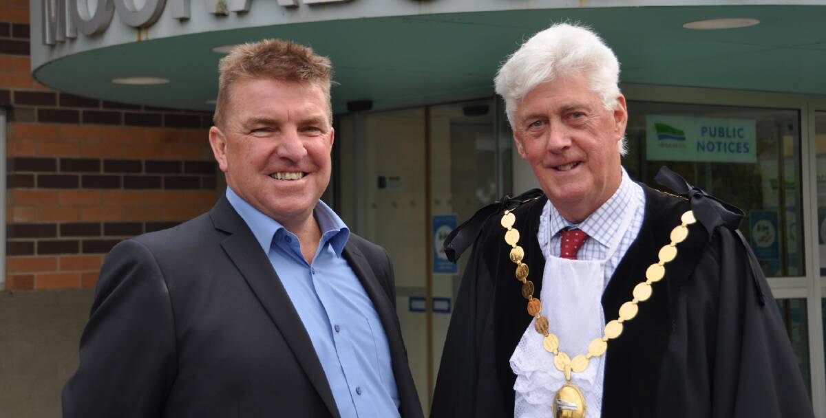 Cr Rod Ward with now-former mayor, Cr Tom Sullivan.