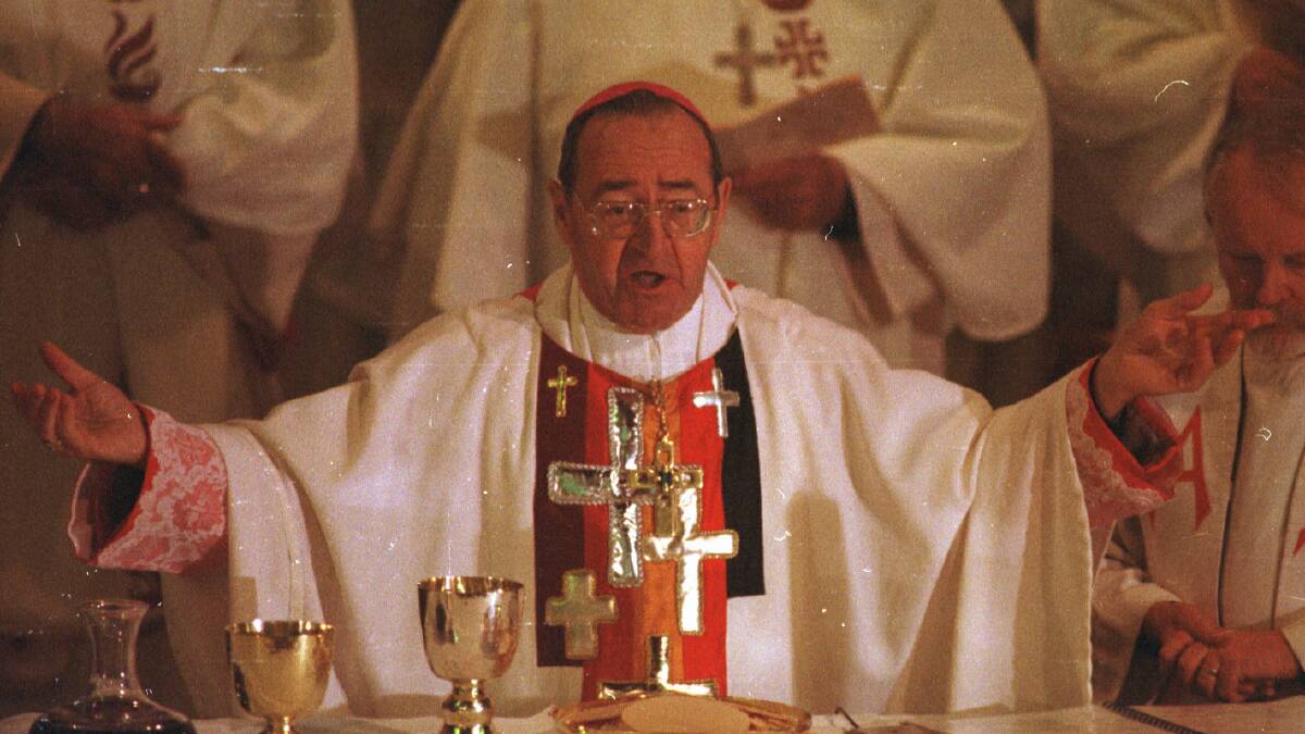 Bishop Mulkearns says he didn’t know how to handle sex abuse | video