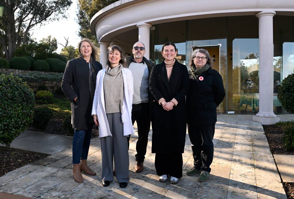 Ballarat MP Catherine King, Wind and Sky producers Lucinda Horricks and Jary Nemo, historian Anna Wilkinson and Australian Red Cross archivist Gillian Anderson unite for a project to put a spotlight on Australian service women after WWII. Picture by Adam Trafford