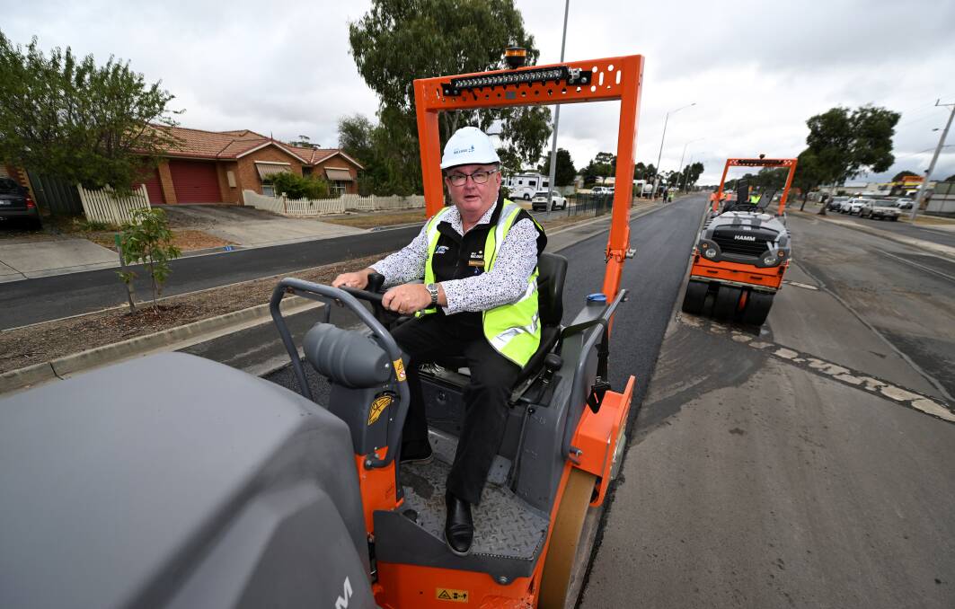Mayor Des Hudson on the roller. Picture by Lachlan Bence