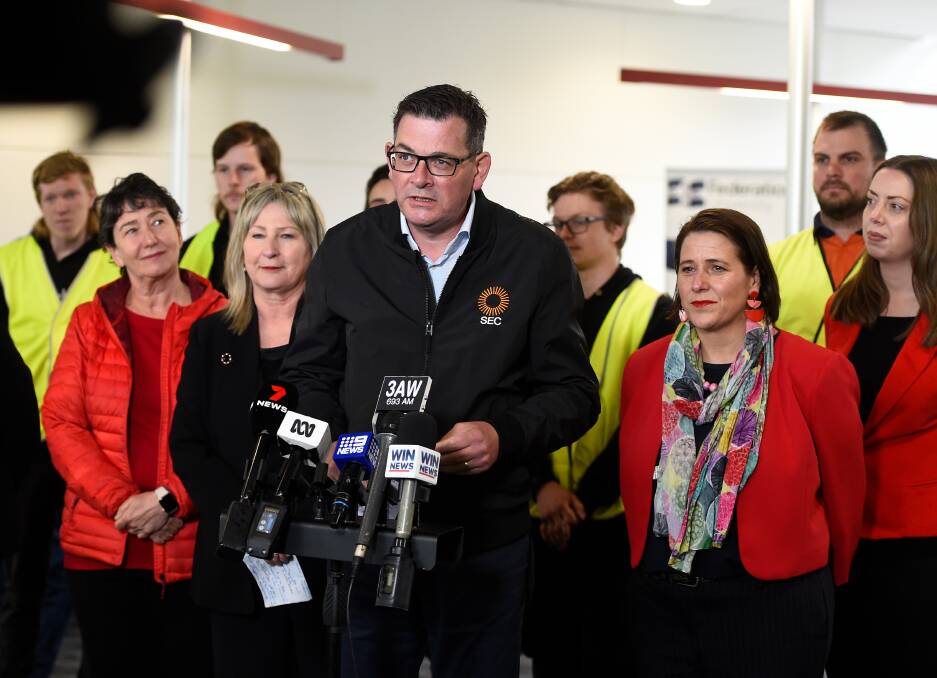 Michaela Settle, Gayle Tierney, Daniel Andrews, Juliana Addison and Martha Haylett at Federation TAFE for the announcement of $6m for stage two of the Asia Pacific Renewable Energy Training Centre and a boost for free TAFE eligibility. Picture by Adam Trafford
