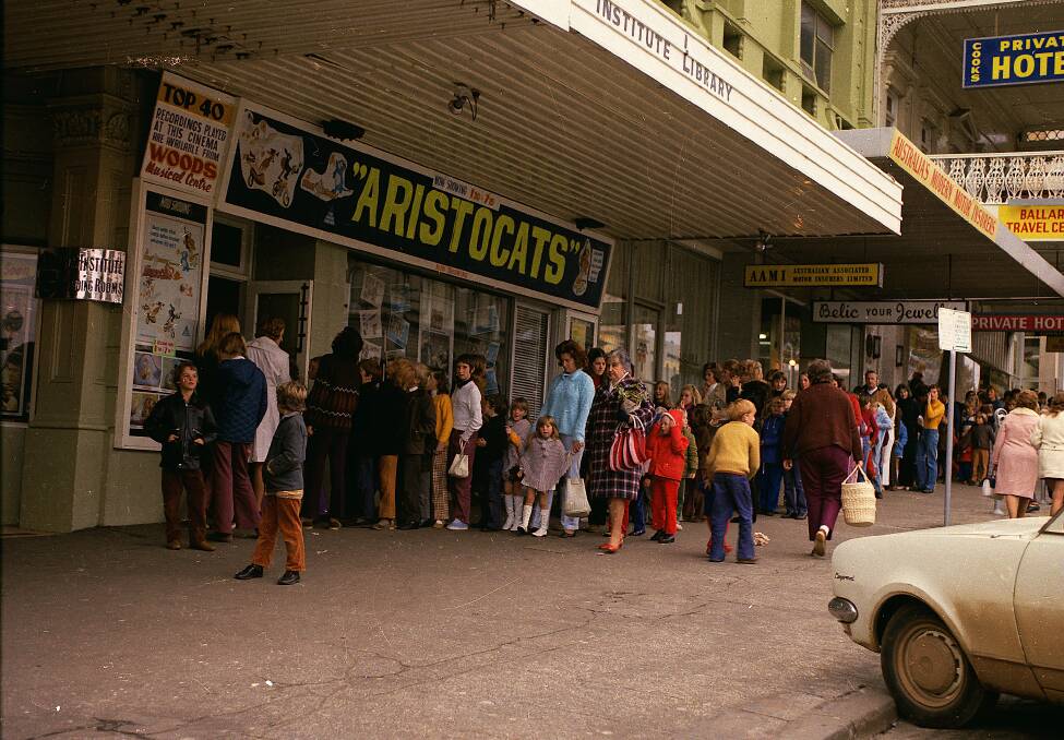 Lines outside The Vegas cinema at the Ballaarat Mechanics Institute in 1970. Picture supplied