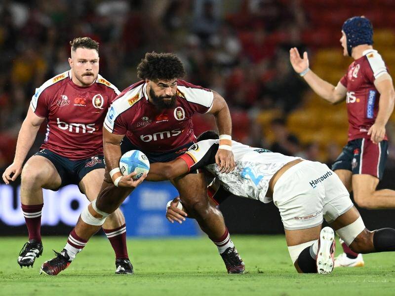 Zane Nonggorr (c) has signed a contract extension to remain at the Queensland Reds. (Darren England/AAP PHOTOS)