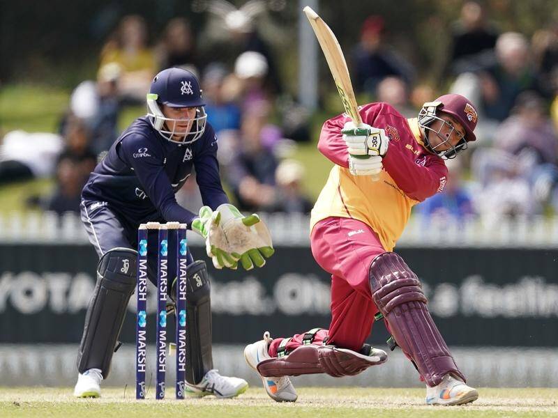 Usman Khawaja has blasted 138 off 126 balls in Queensland's massive one-day cup win over Victoria.